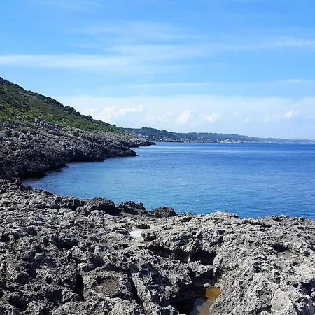 Fronte Mare Marina Serra Villa