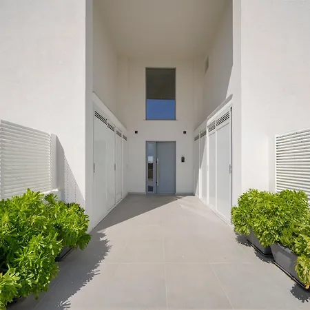 Villa Fronte Mare Bari